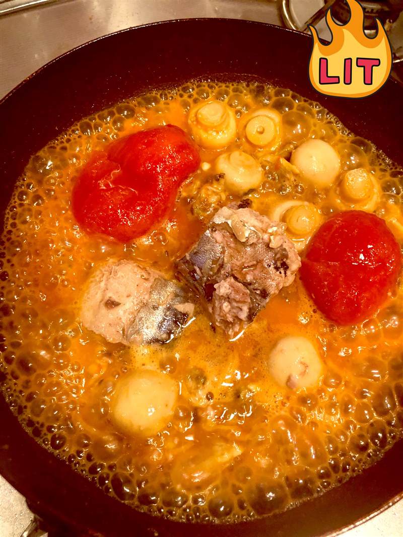 《羽衣老师今天也吃罐头》漫画最新章节第2话免费下拉式在线观看章节第【28】张图片